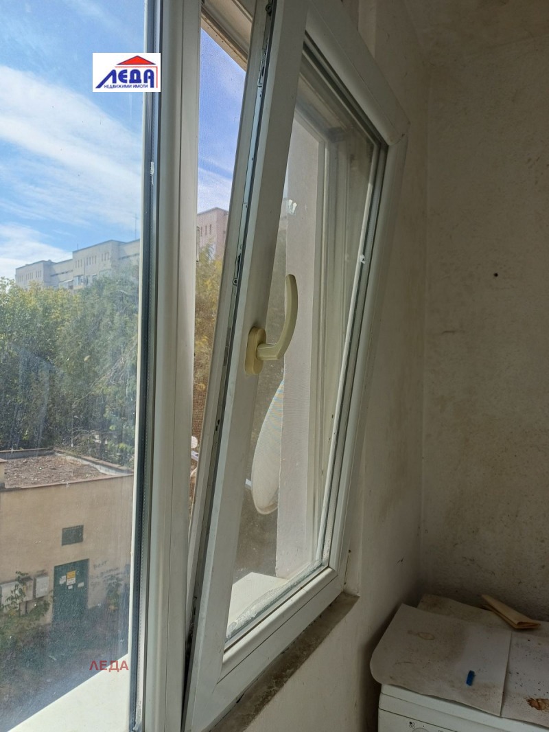 Te huur  Studio Pleven , Mara Dentsjeva , 30 m² | 49400775 - afbeelding [7]