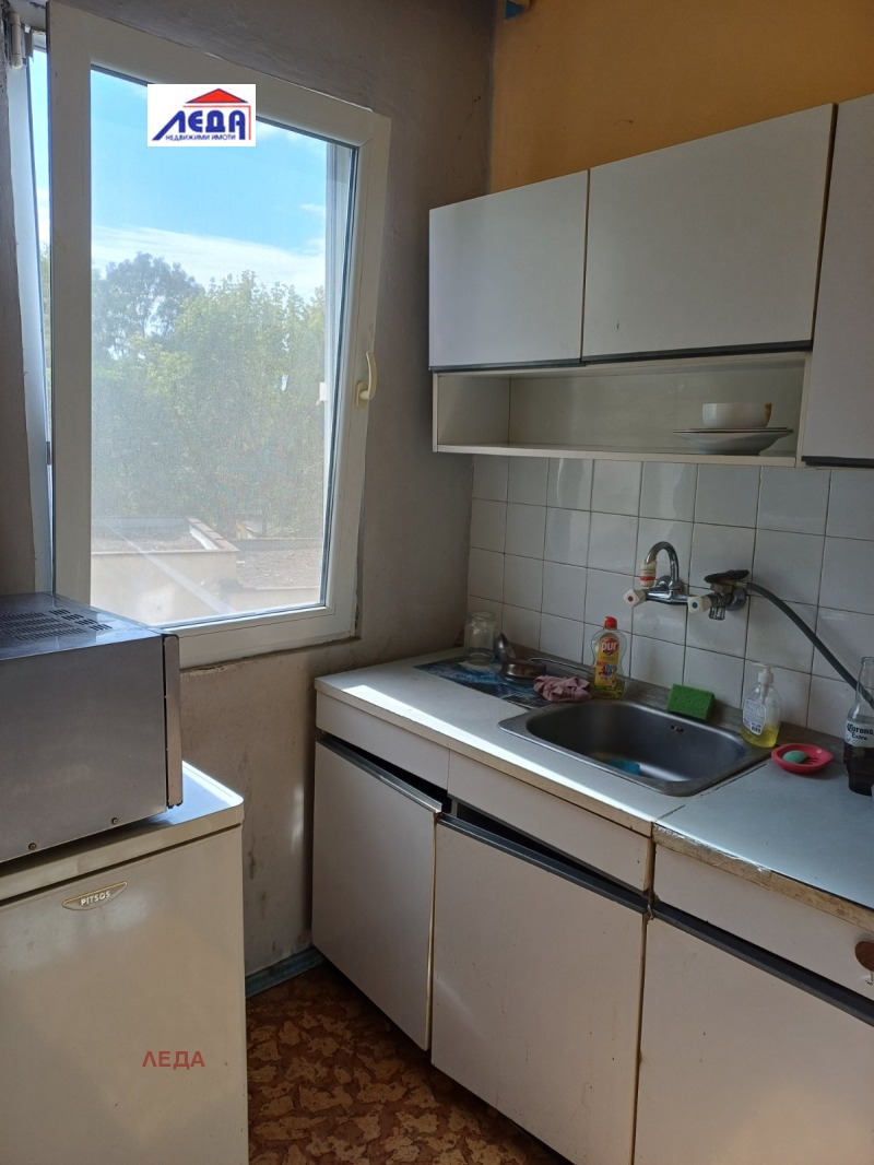Te huur  Studio Pleven , Mara Dentsjeva , 30 m² | 49400775 - afbeelding [5]