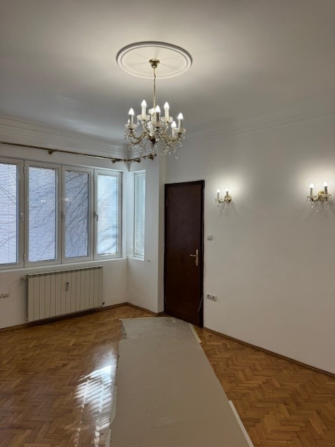 Дава под наем 2-СТАЕН, гр. София, Център, снимка 2 - Апартаменти - 56370437