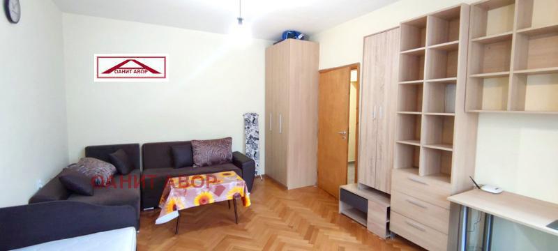 Издаје се  1 спаваћа соба Софија , Борово , 53 м2 | 97094118