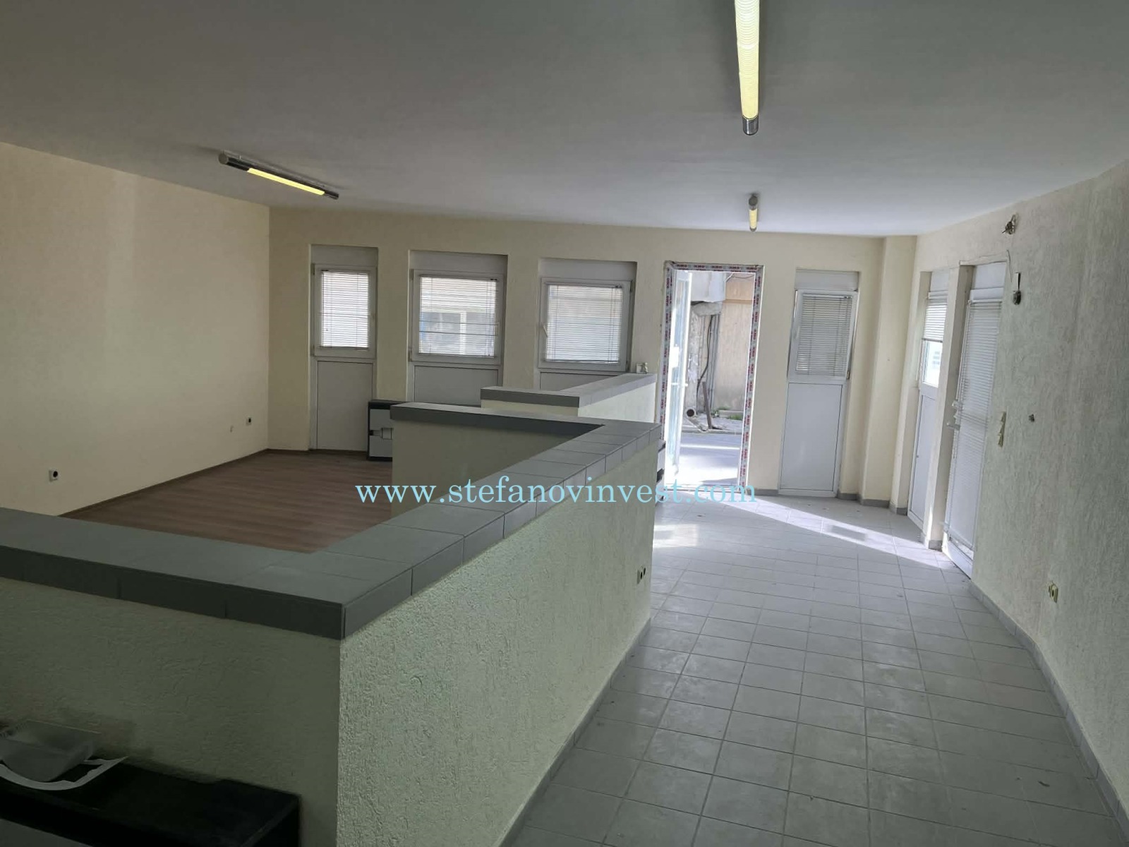 Дава под наем ОФИС, гр. Варна, Операта