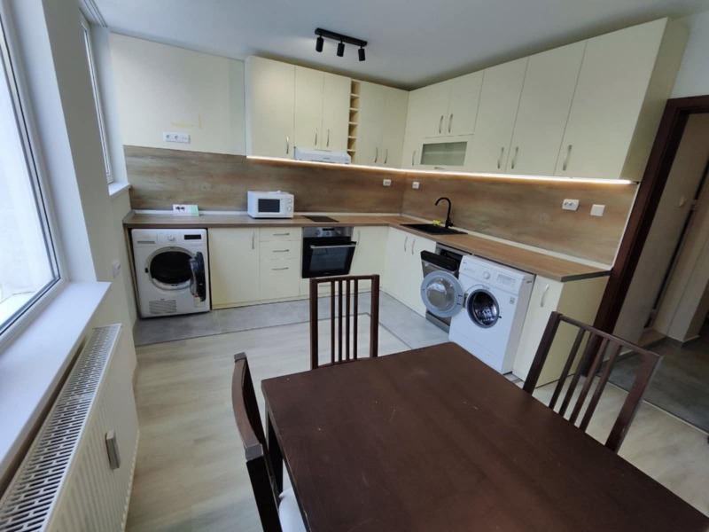 Da affittare  Studio Pleven , Mara Dencheva , 45 mq | 22445273