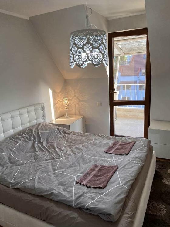 Дава под нем  1-стаен, град Пловдив, Кършияка •  375 EUR • ID 21009451 — holmes.bg - [1] 