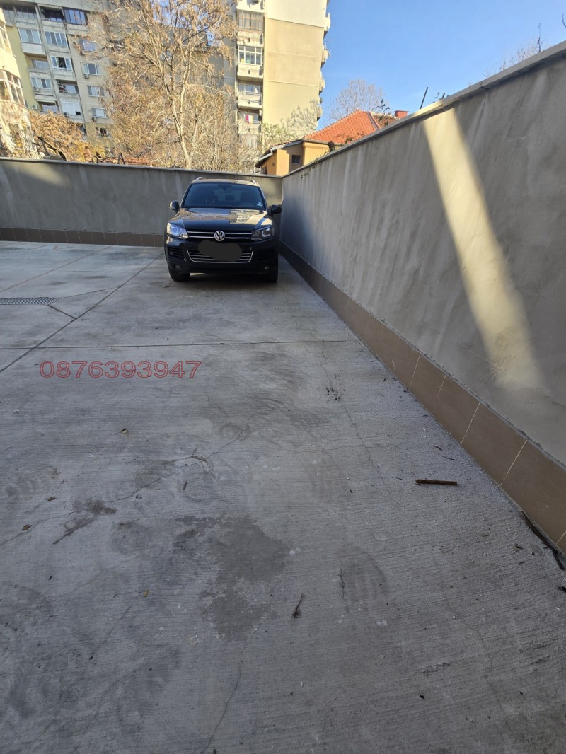 Дава под наем ГАРАЖ, ПАРКОМЯСТО, гр. Пловдив, Каменица 1, снимка 4 - Гаражи и паркоместа - 52717457