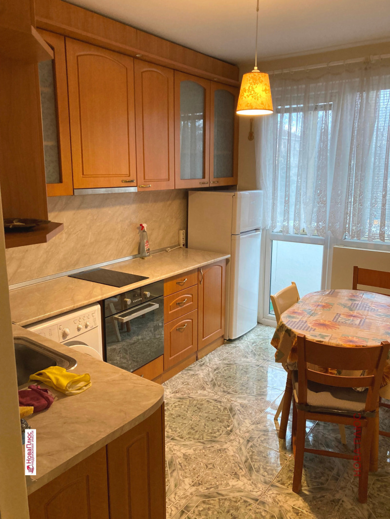 Para alugar  1 quarto Sofia , Sveta Troica , 65 m² | 94727123 - imagem [2]