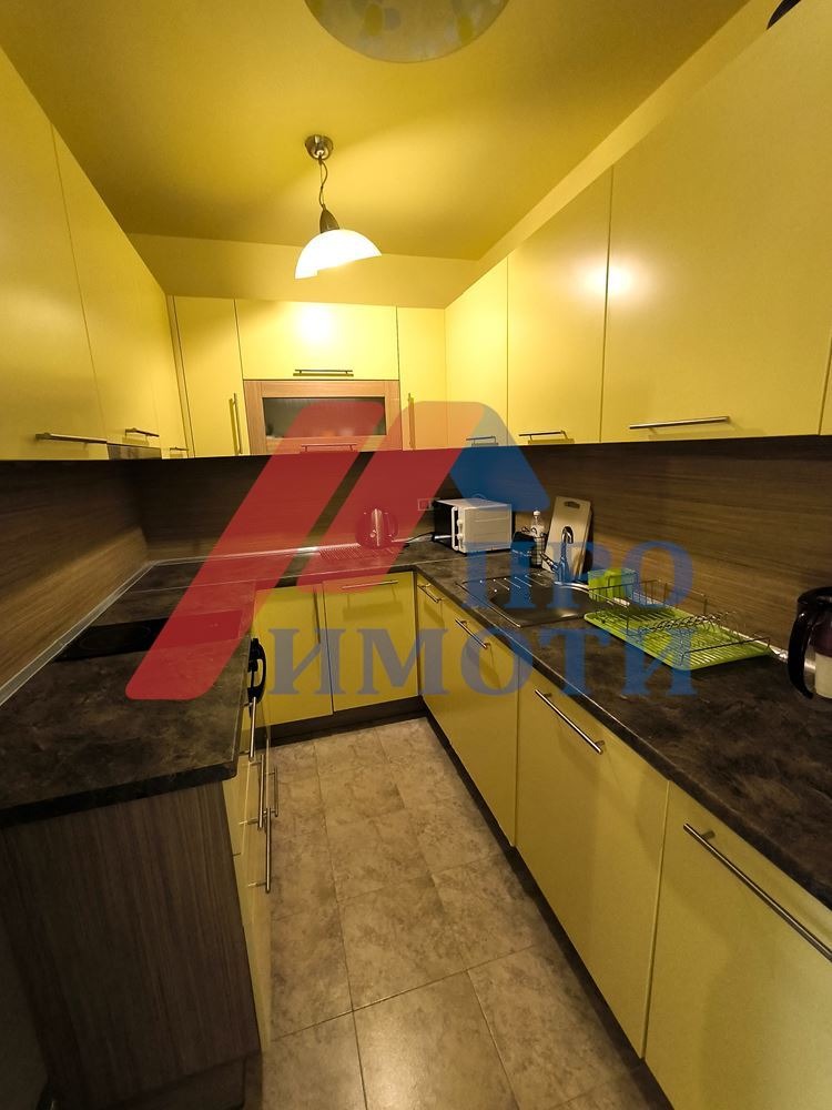 Дава под наем 3-СТАЕН, гр. София, Център, снимка 2 - Апартаменти - 52397821