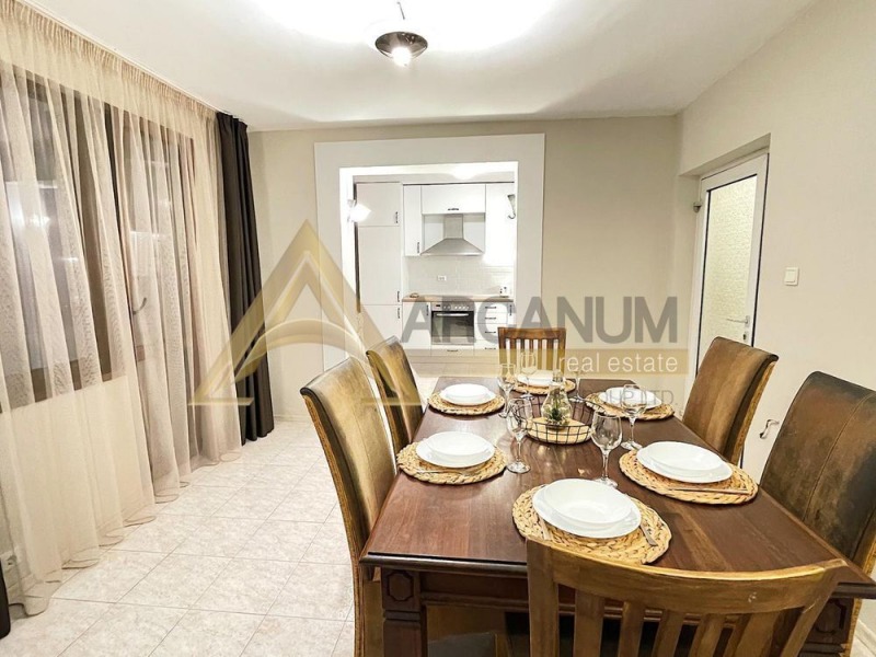 Дава под наем МНОГОСТАЕН, гр. Варна, Център, снимка 2 - Апартаменти - 52822957