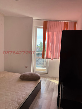 2 quartos Reduta, Sofia 3