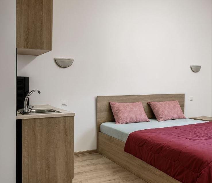 Дава под наем 1-СТАЕН, гр. Варна, ЖП Гара, снимка 2 - Апартаменти - 52545138