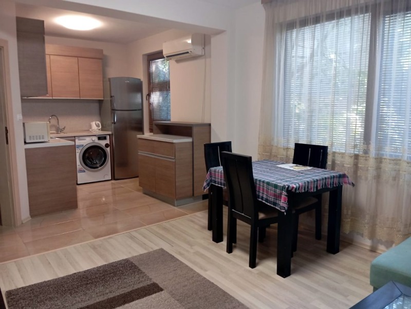 A louer  2 chambres Varna , VINS-Tcherven plochtad , 80 m² | 81722186