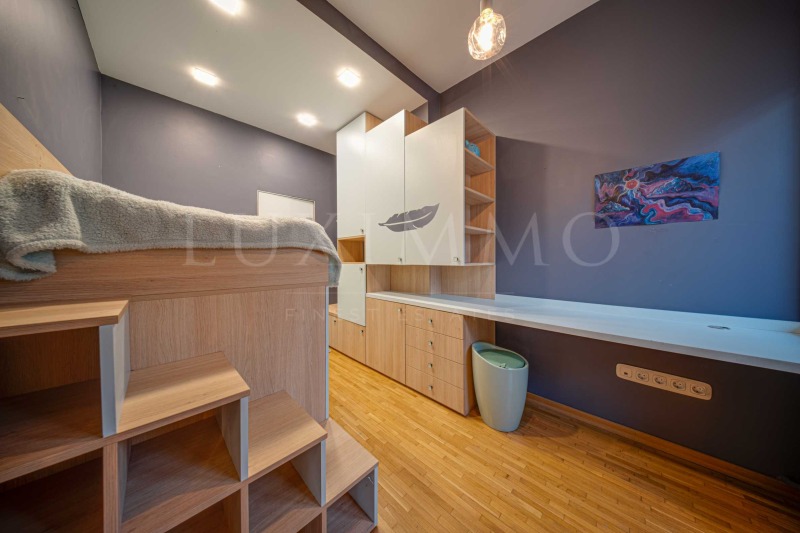 Дава под наем 4-СТАЕН, гр. София, Център, снимка 10 - Апартаменти - 53076132