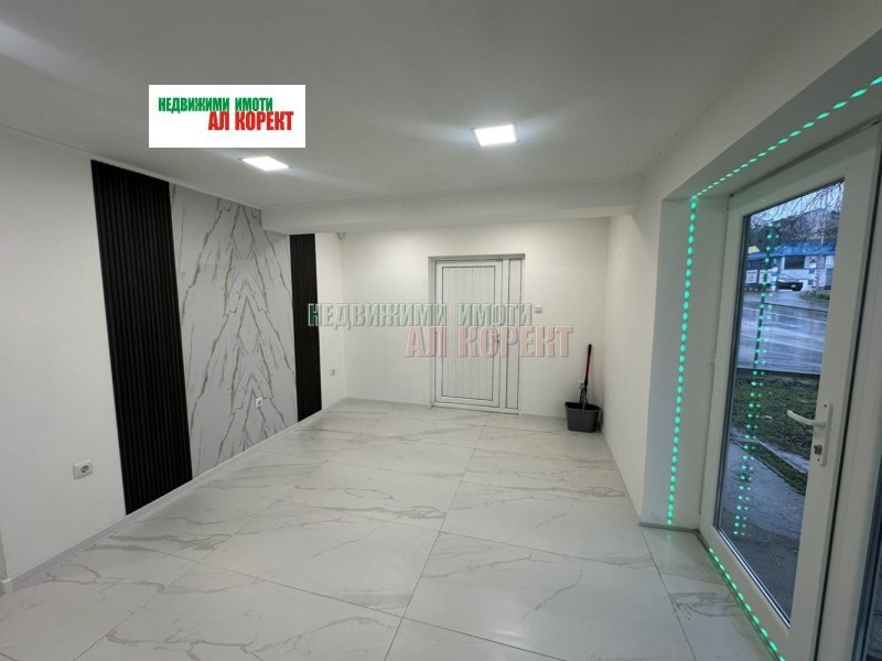 Дава под наем АТЕЛИЕ, ТАВАН, гр. Варна, Цветен квартал, снимка 2 - Апартаменти - 53290071