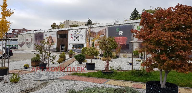 Дава под наем  Магазин град Пловдив , Каменица 2 , 1500 кв.м | 38540475