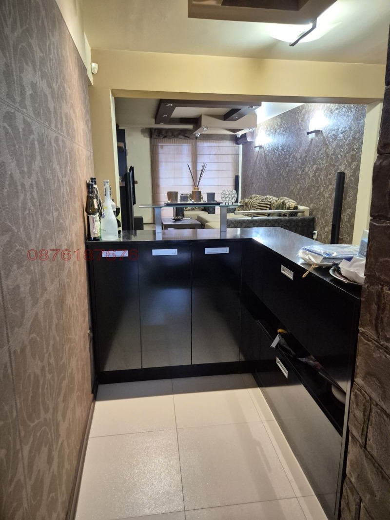 Дава под наем 3-СТАЕН, гр. Плевен, Идеален център, снимка 2 - Апартаменти - 53065724