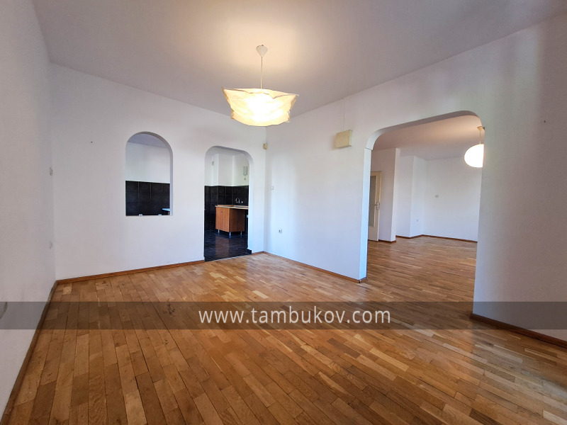 Vuokrattavana  3 makuuhuonetta Sofia , Pavlovo , 130 neliömetriä | 32435725 - kuva [4]