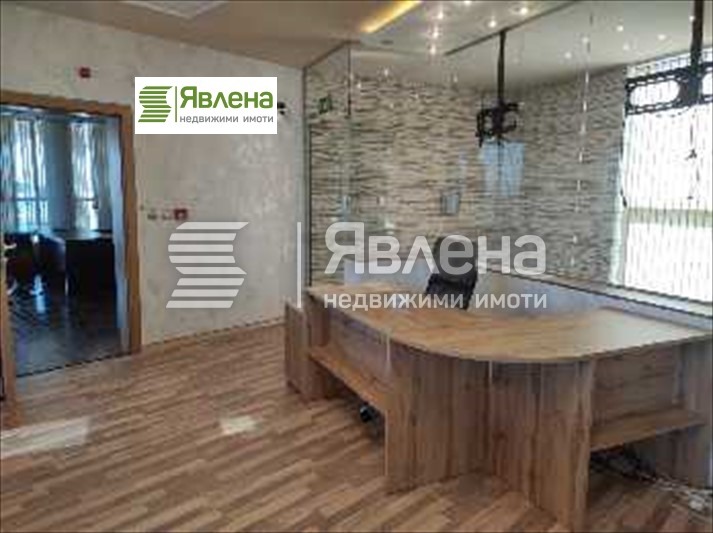 Дава под нем  Офис, град София, Враждебна • 1 370 EUR • ID 83704763 — holmes.bg - [1] 