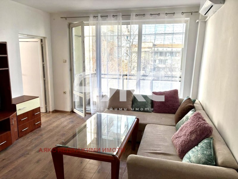 Дава под наем 3-СТАЕН, гр. София, Хиподрума