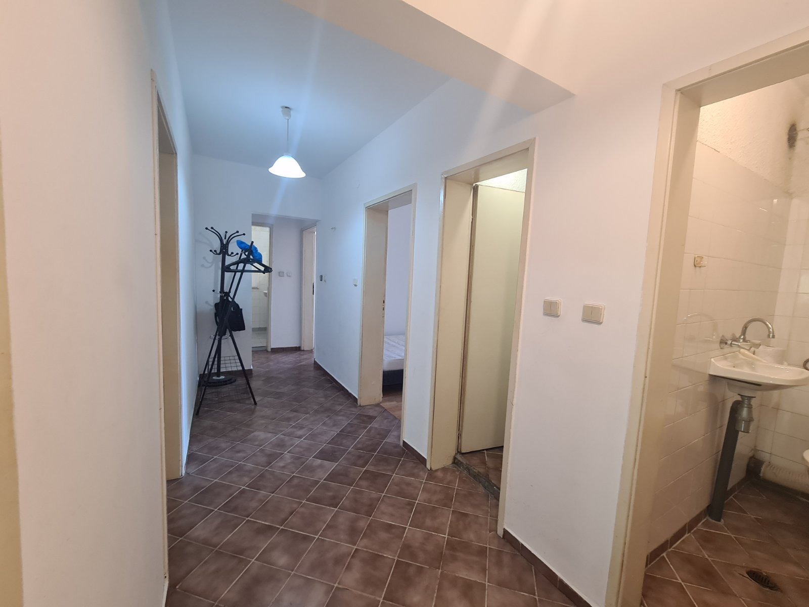 Дава под наем 4-СТАЕН, гр. София, Красно село, снимка 11 - Апартаменти - 55541103