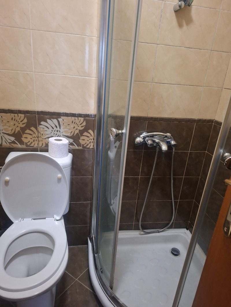 Дава под наем 3-СТАЕН, гр. София, Хладилника, снимка 8 - Апартаменти - 53026348