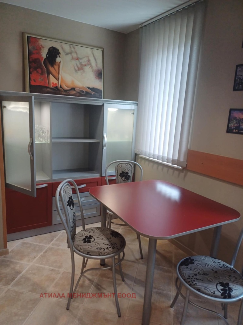 В аренду  1 спальня Пловдив , Център , 89 кв.м | 66318700 - изображение [2]