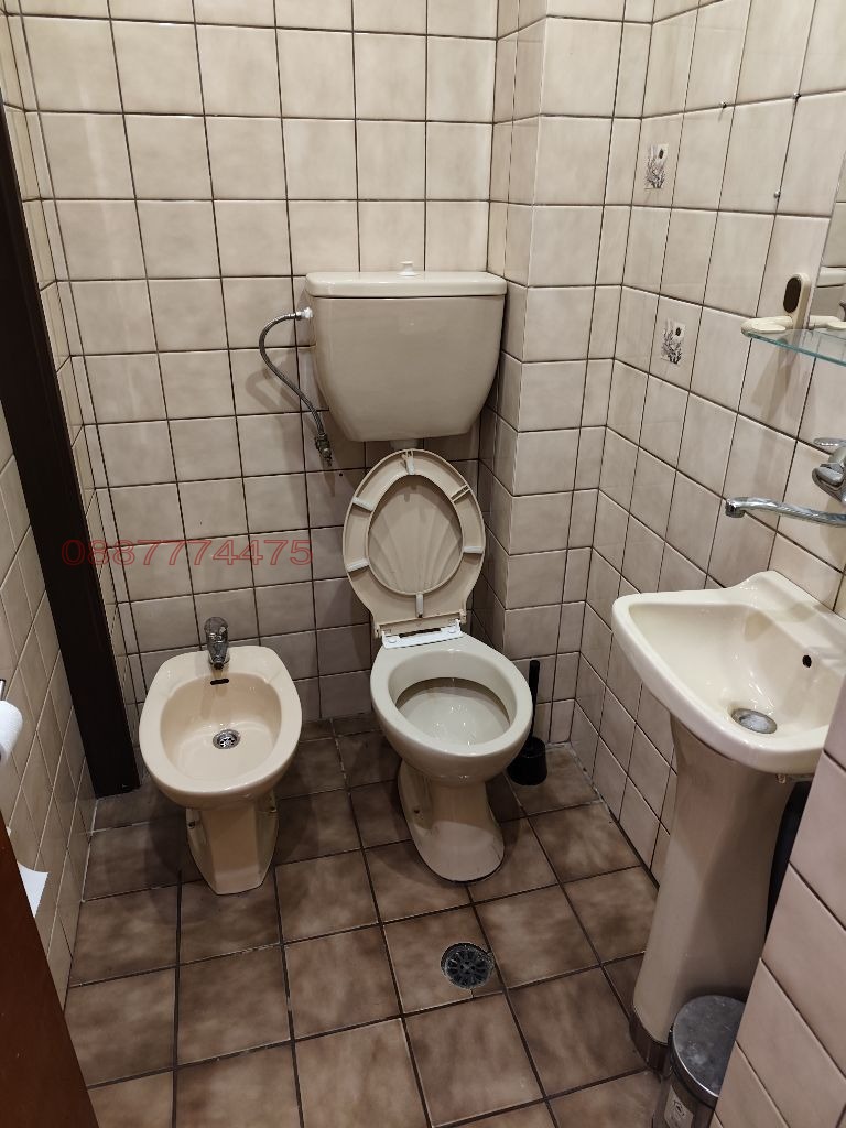 Дава под наем 3-СТАЕН, гр. София, Лозенец, снимка 12 - Апартаменти - 54867074