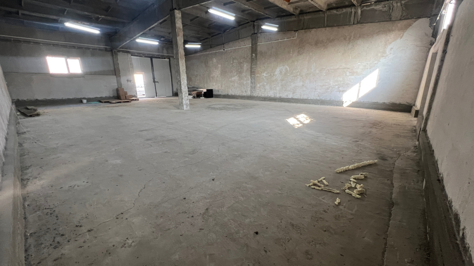 Дава под наем ПРОМ. ПОМЕЩЕНИЕ, гр. Монтана, Промишлена зона, снимка 8 - Производствени сгради - 53797672