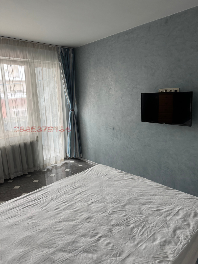 Дава под наем 3-СТАЕН, гр. София, Лозенец, снимка 3 - Апартаменти - 53032544