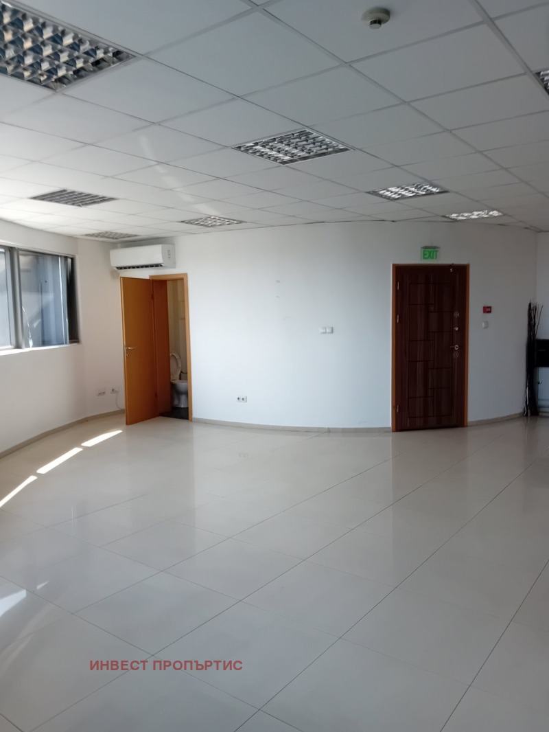 Дава под наем  Офис град София , Гоце Делчев , 115 кв.м | 88781547 - изображение [3]