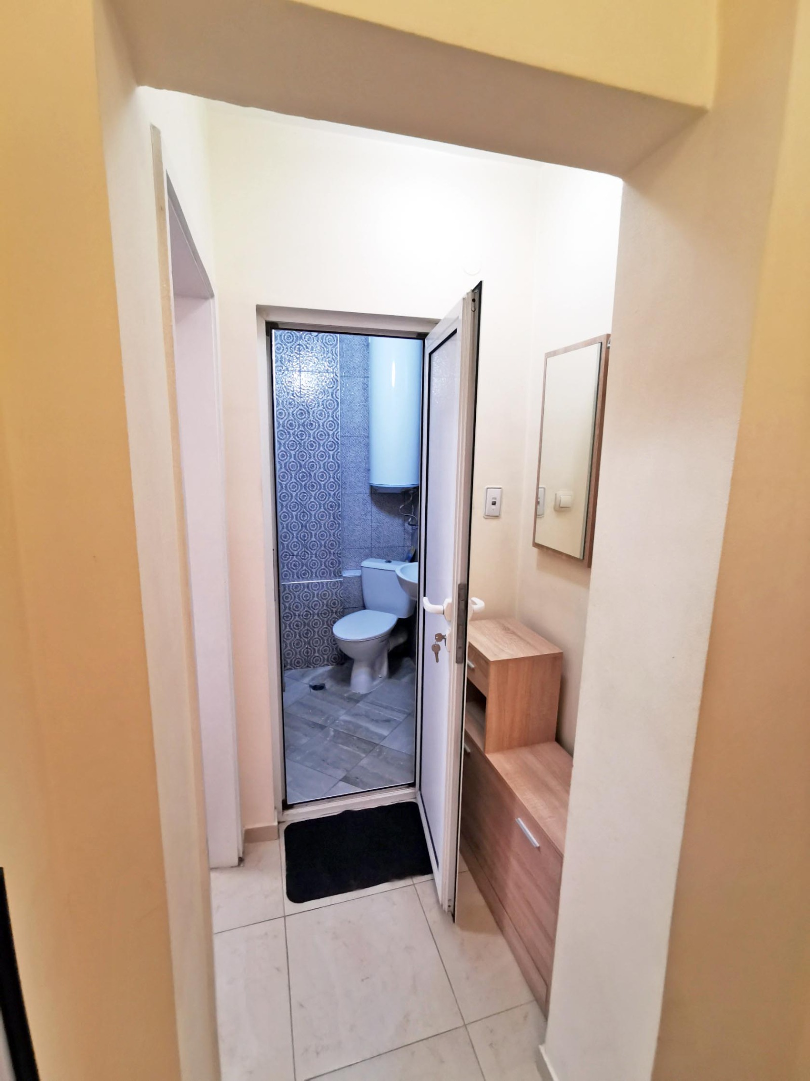 Дава под наем 2-СТАЕН, гр. Пловдив, Център, снимка 4 - Апартаменти - 53793400