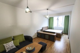 Studio Reduta, Sofia 1