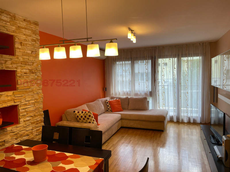 K pronájmu  2 ložnice Sofia , Borovo , 90 m2 | 59433767 - obraz [9]