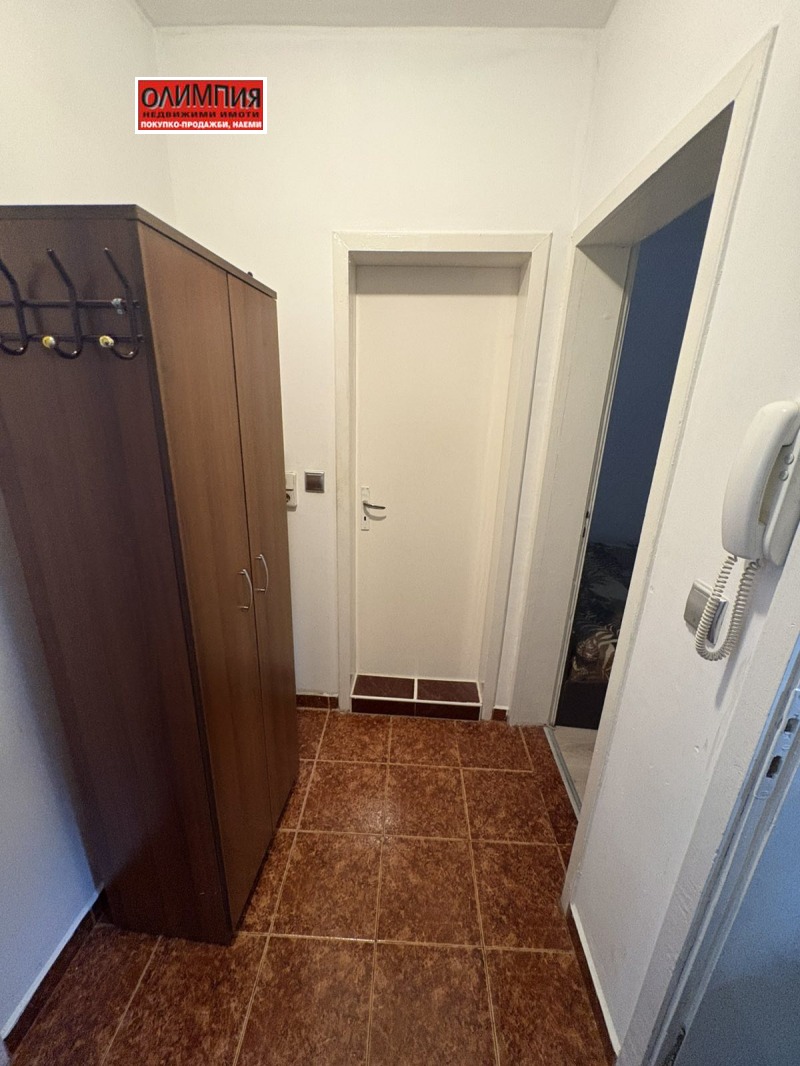 Дава под Наем 1-СТАЕН в град Плевен, Идеален център - 63 кв.м / 300 € » 586.75 лв., ОЛИМПИЯ