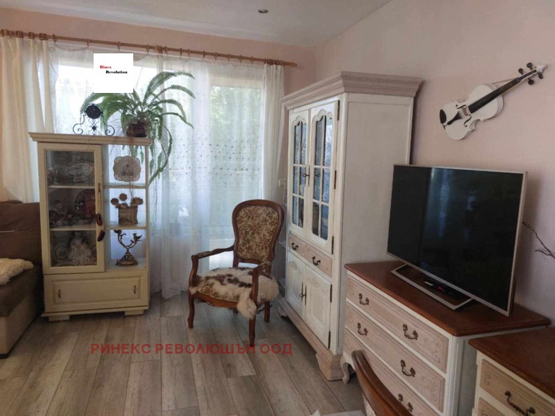 En renta  1 dormitorio Burgas , Sarafovo , 75 metros cuadrados | 14854461 - imagen [8]