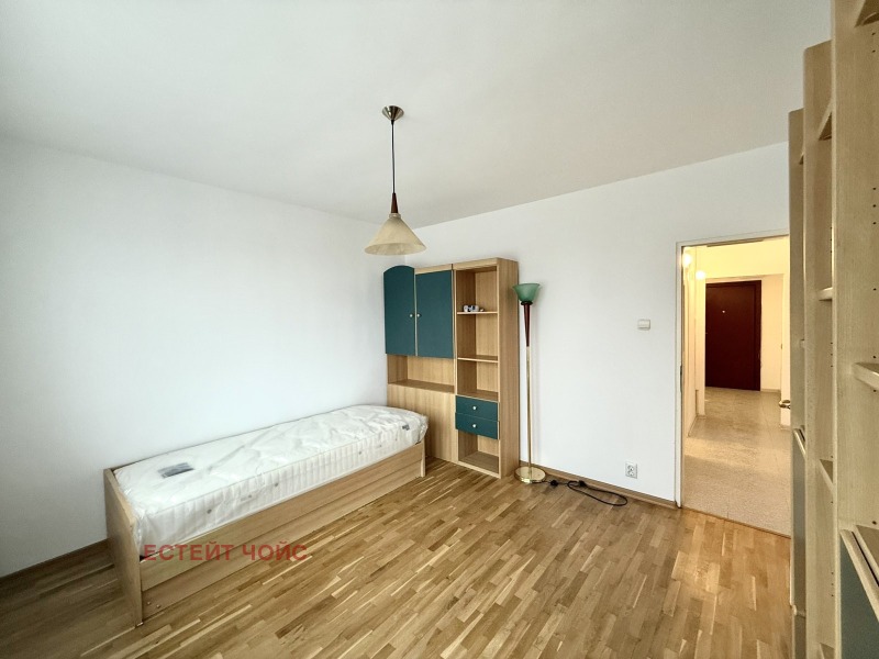 Дава под наем МНОГОСТАЕН, гр. София, Гео Милев, снимка 4 - Апартаменти - 53219039