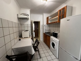 1 chambre Bakston, Sofia 7