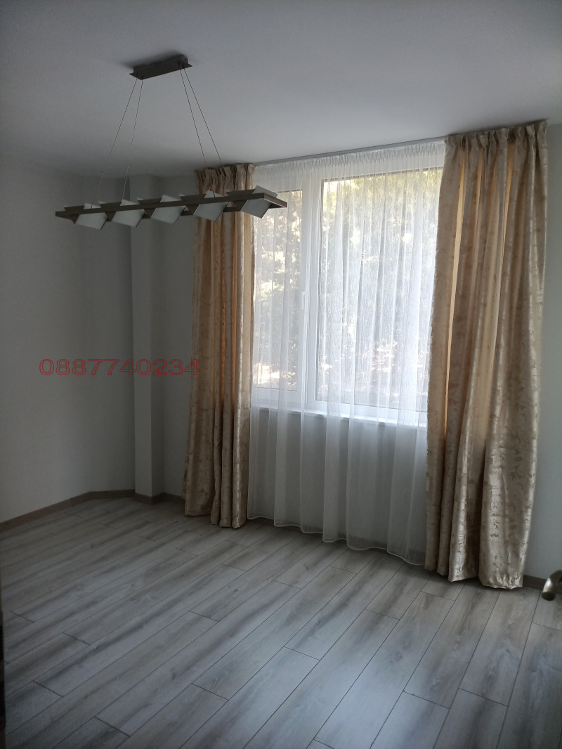 Дава под наем 3-СТАЕН, гр. Пловдив, Център, снимка 13 - Апартаменти - 52769853