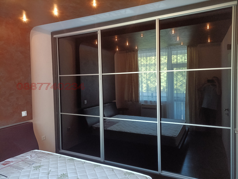 Дава под наем 3-СТАЕН, гр. Пловдив, Център, снимка 5 - Апартаменти - 52769853