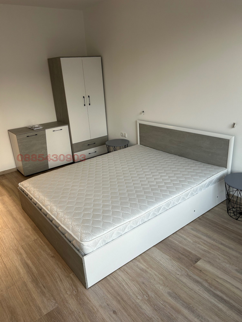 Дава под наем 3-СТАЕН, гр. София, Център, снимка 5 - Апартаменти - 52971686