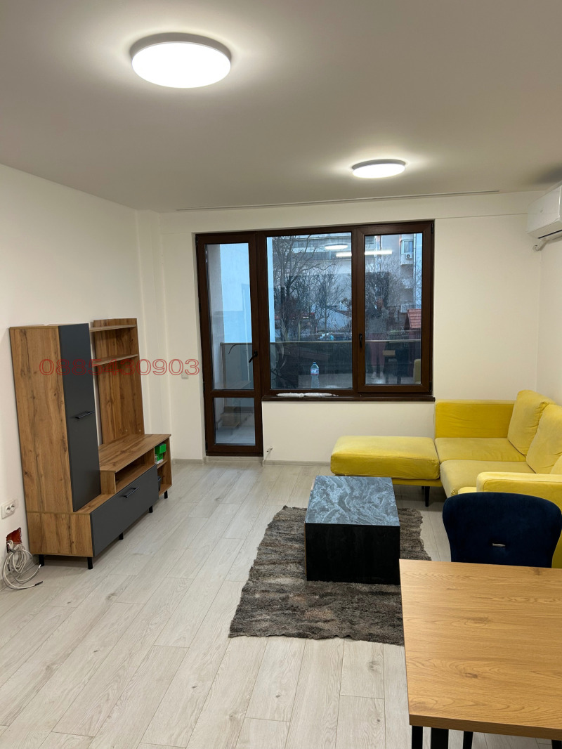 Дава под наем 3-СТАЕН, гр. София, Център