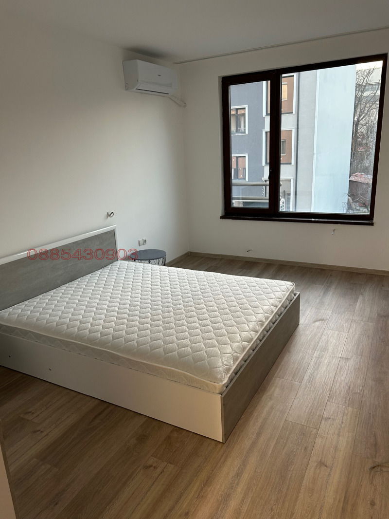 Дава под наем 3-СТАЕН, гр. София, Център, снимка 4 - Апартаменти - 52971686