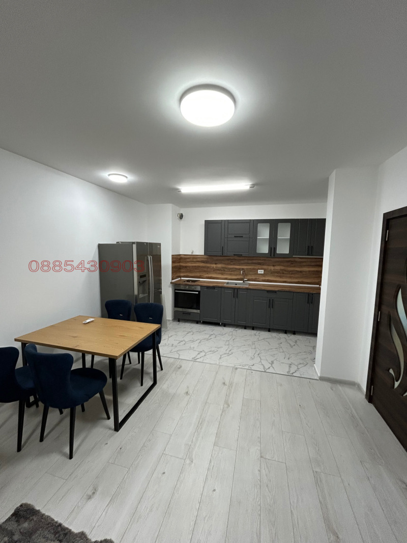 Дава под наем 3-СТАЕН, гр. София, Център, снимка 3 - Апартаменти - 52971686