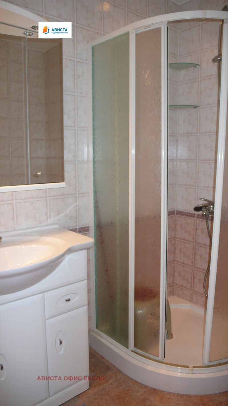 Дава под наем 3-СТАЕН, гр. София, Център, снимка 12 - Апартаменти - 53322549