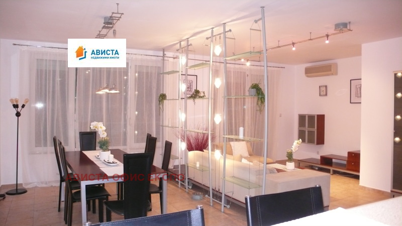 Дава под наем 3-СТАЕН, гр. София, Център, снимка 2 - Апартаменти - 53322549