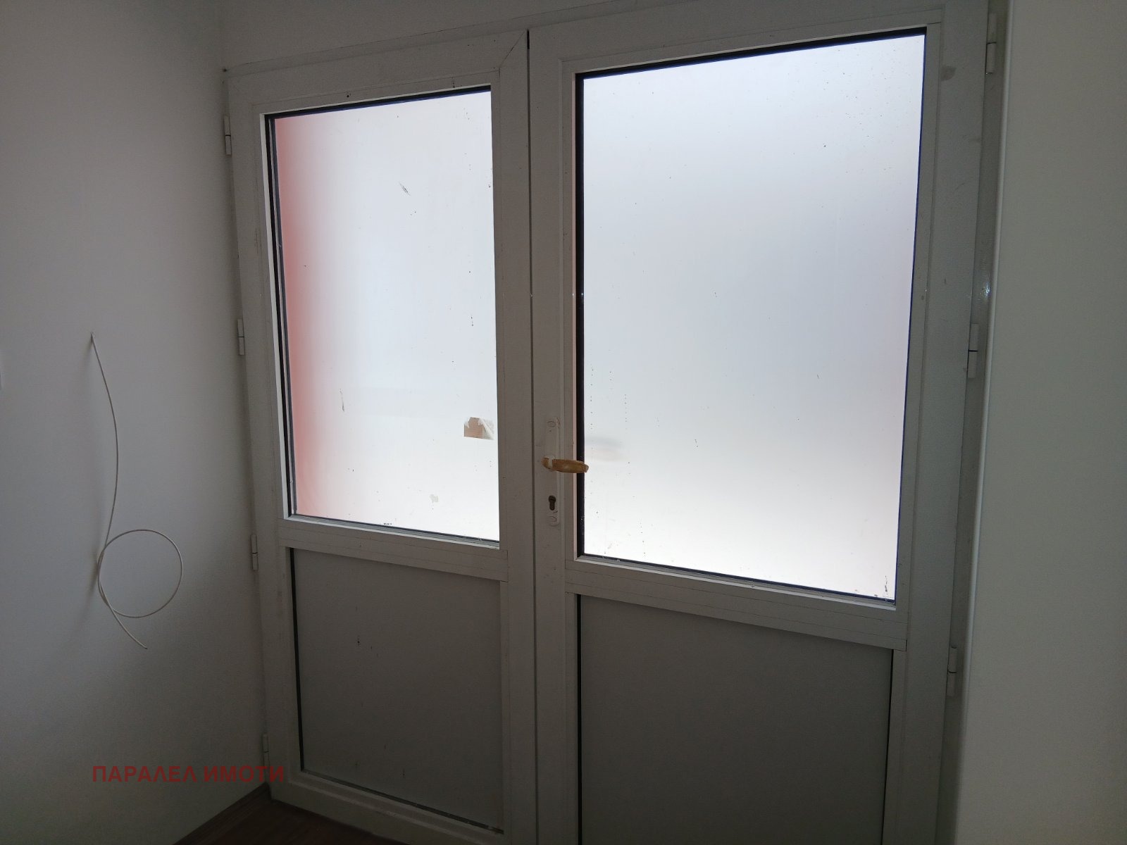 Дава под наем МАГАЗИН, гр. Пловдив, Тракия, снимка 2 - Магазини - 53433916