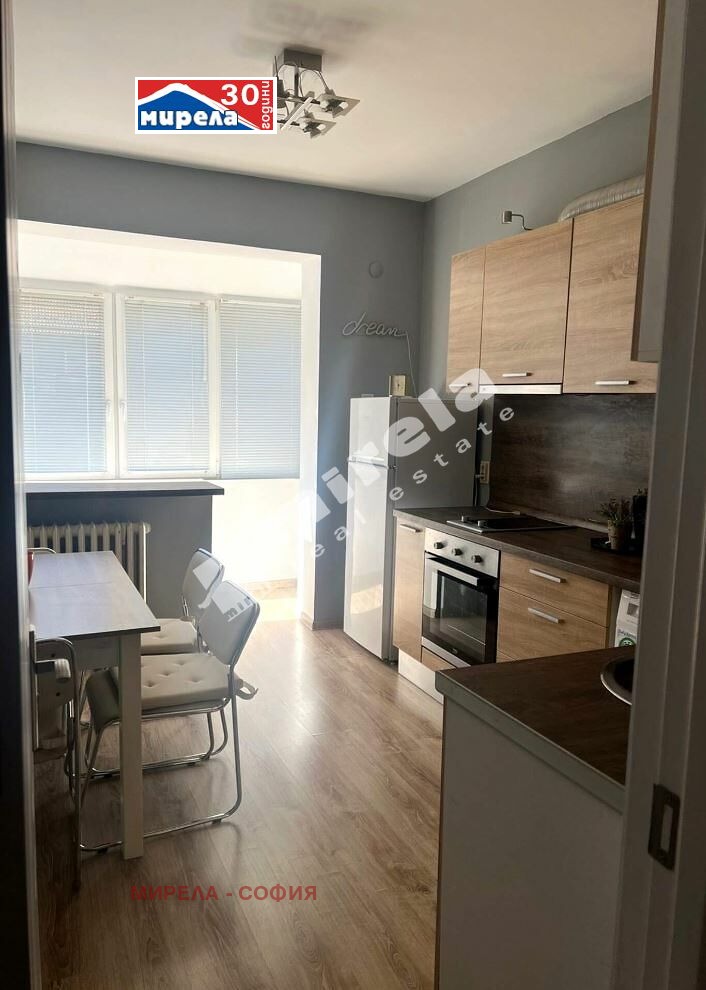 Zu vermieten  2 Schlafzimmer Sofia , Zentar , 93 qm | 61804011 - Bild [3]