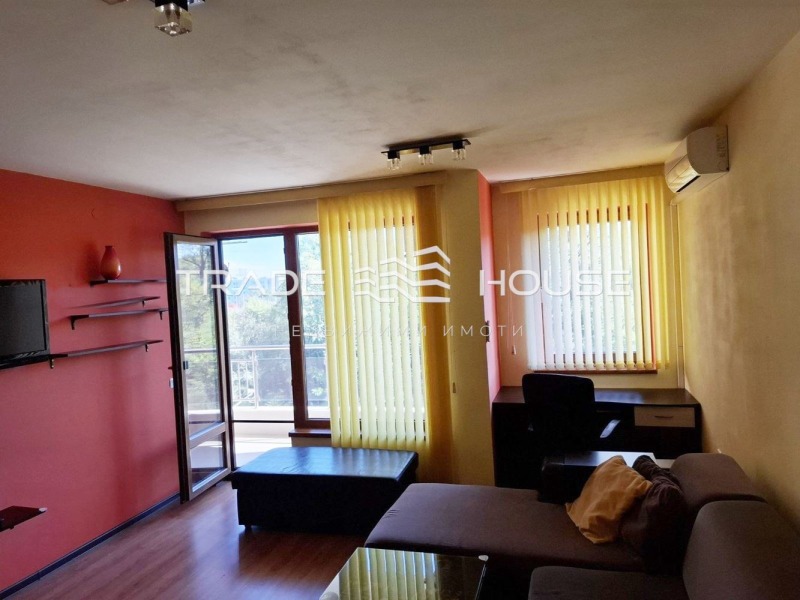 En renta  1 dormitorio Plovdiv , Karshiyaka , 69 metros cuadrados | 40424439 - imagen [3]