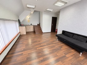 ОФИС, 140 m2