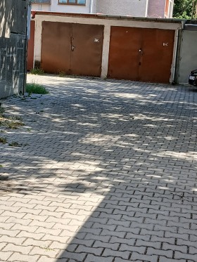 ГАРАЖ, ПАРКОМЯСТО, 16 m2
