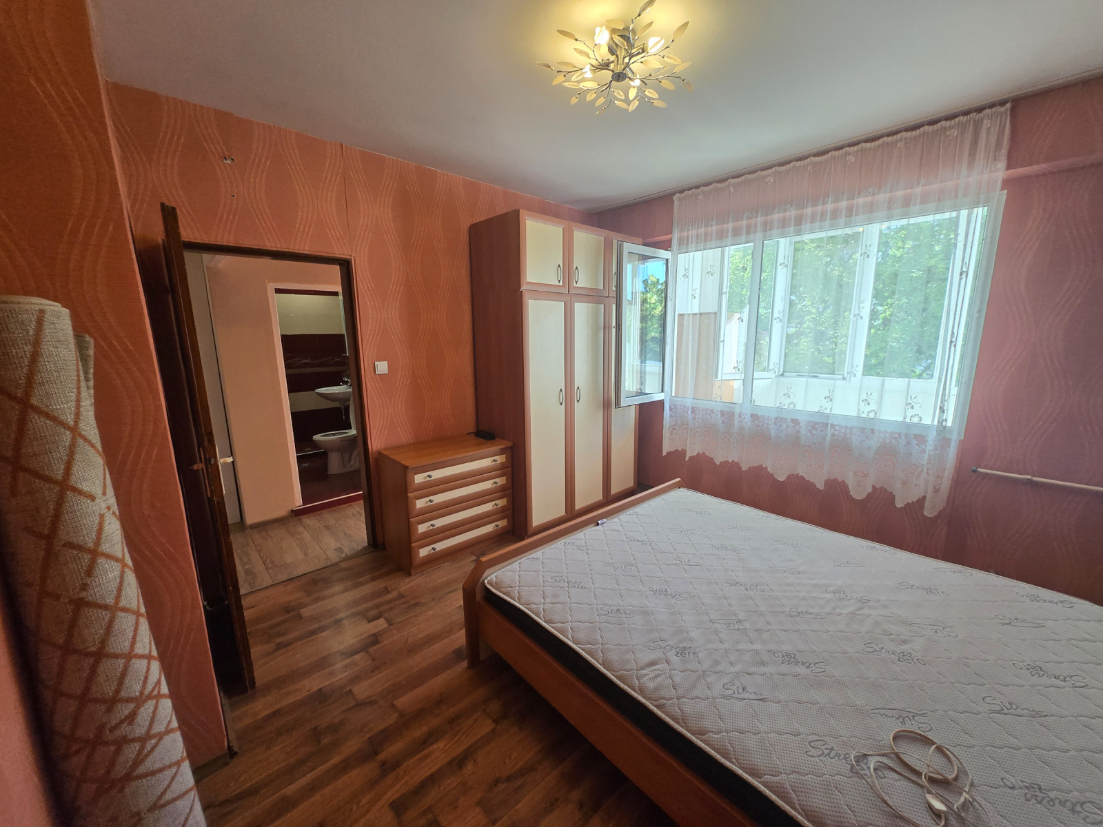 Дава под наем 2-СТАЕН, гр. София, Надежда 1, снимка 4 - Апартаменти - 54945047
