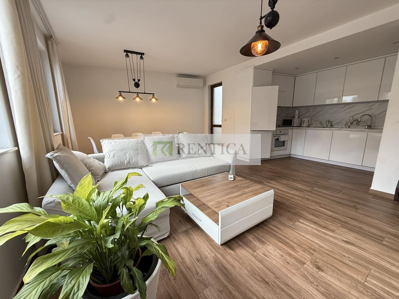 Дава под наем 3-СТАЕН, гр. Варна, Гръцка махала